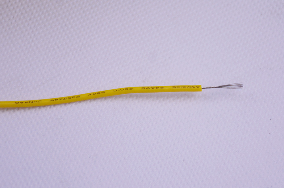1-1P62G03015R8 UL3123-20AWG耐高温硅胶线产品图